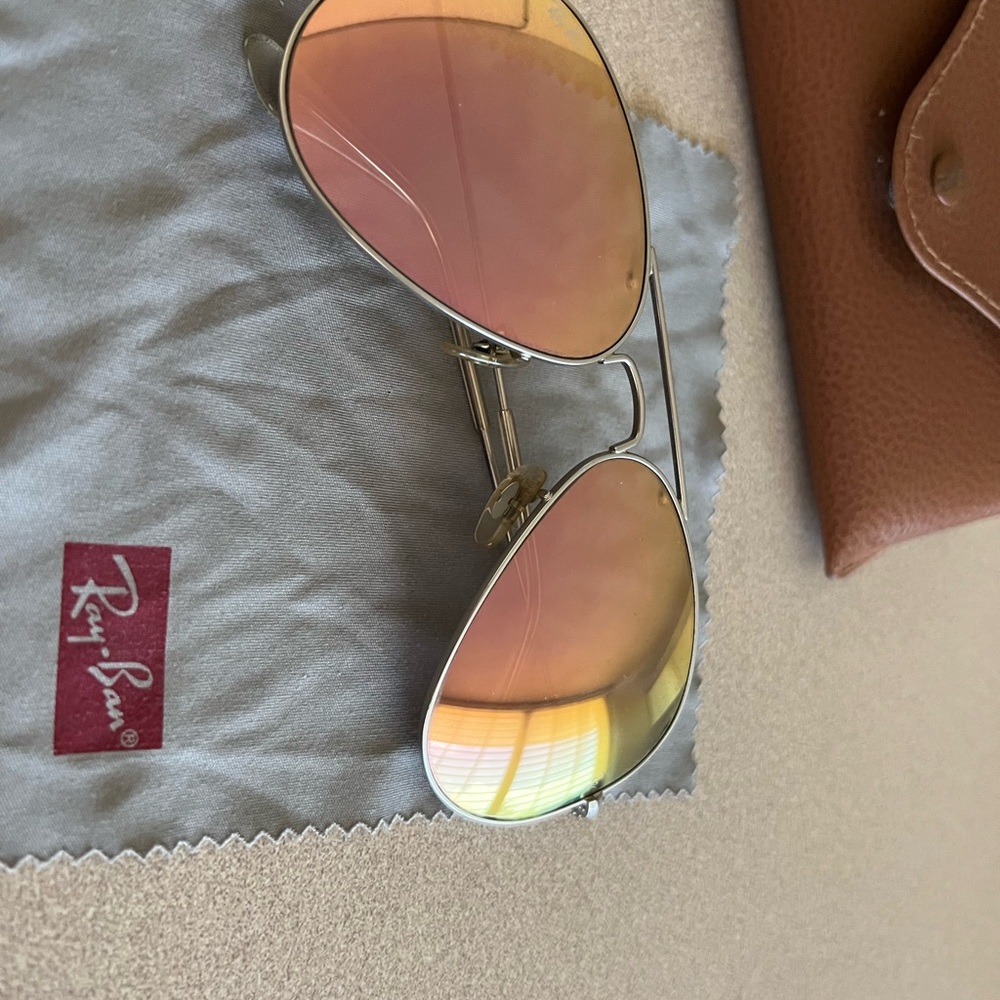Authentic Ray-Ban Silver-pink Sunglasses with case - Picture 5 of 12